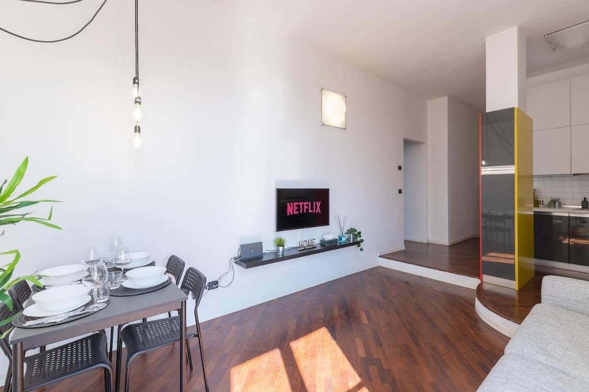 Ale Apartment Castello Imperatore -Parking Disponibile- Prato  Bagian luar foto