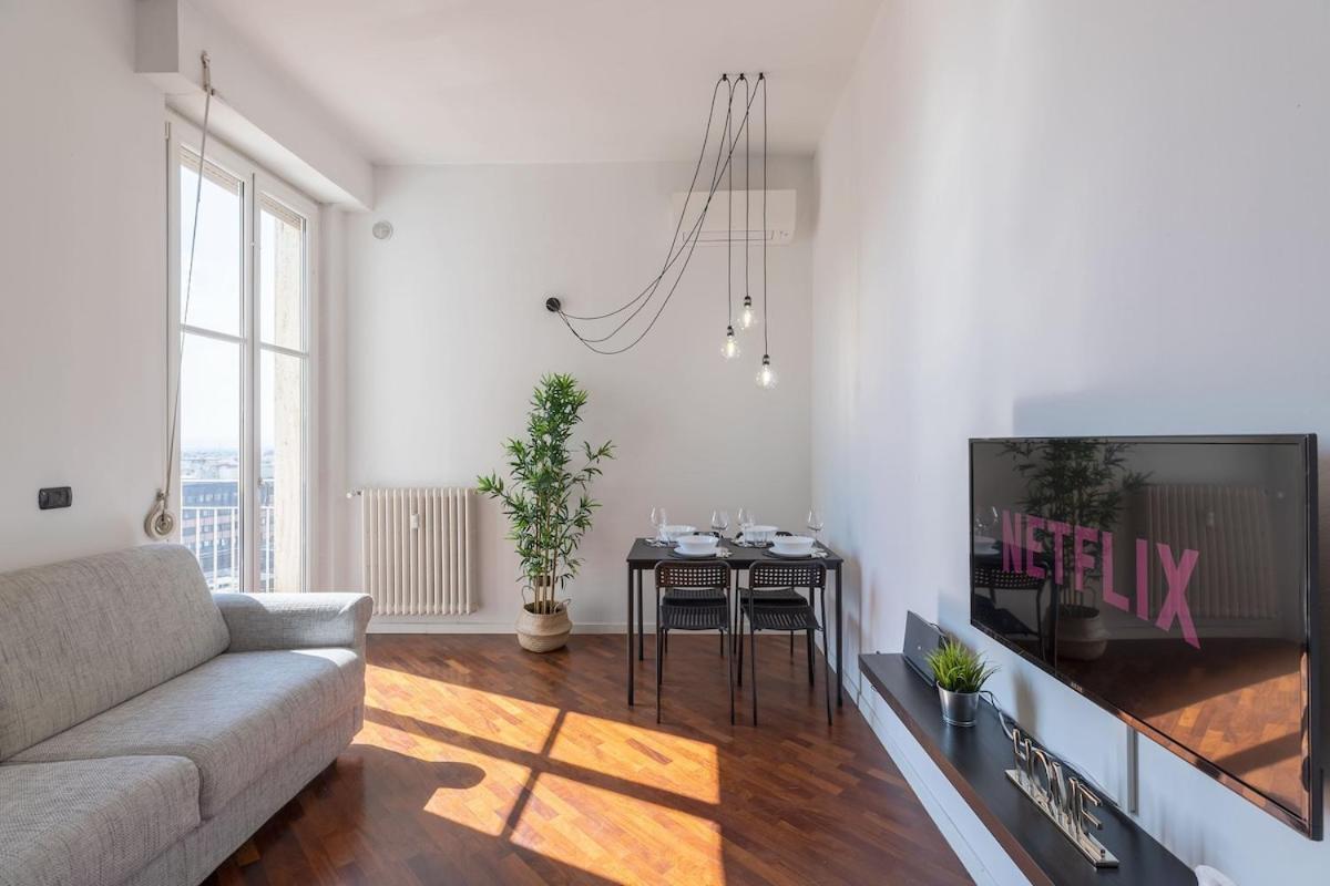 Ale Apartment Castello Imperatore -Parking Disponibile- Prato  Bagian luar foto